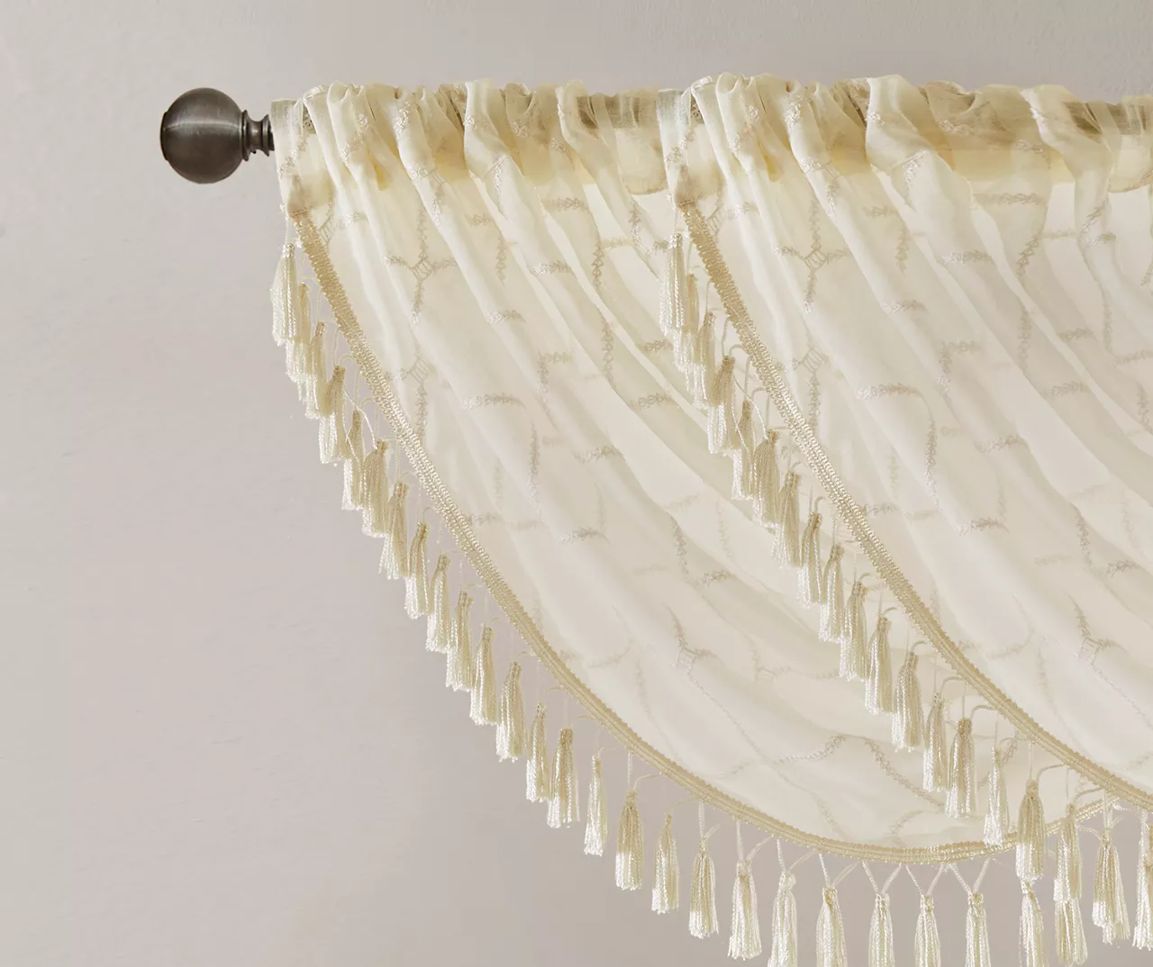 Clarissa Diamond Waterfall Valance 13 Clarissa Diamond Waterfall Valance - Image 11