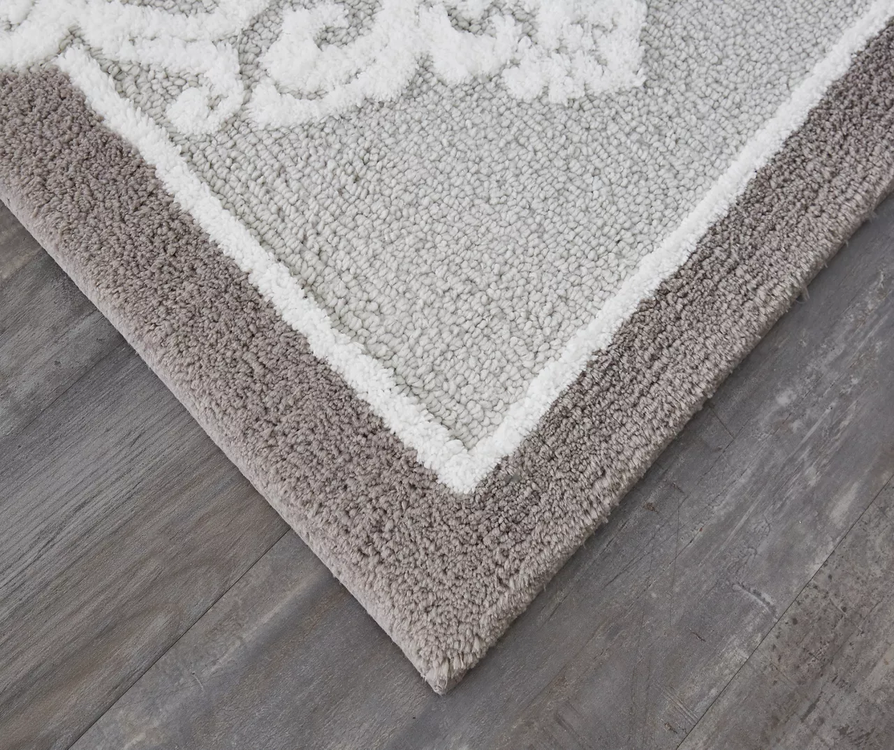 Mohawk Horizon Renaissance Medallion Bath Rug 5 Mohawk Horizon Renaissance Medallion Bath Rug - Image 3