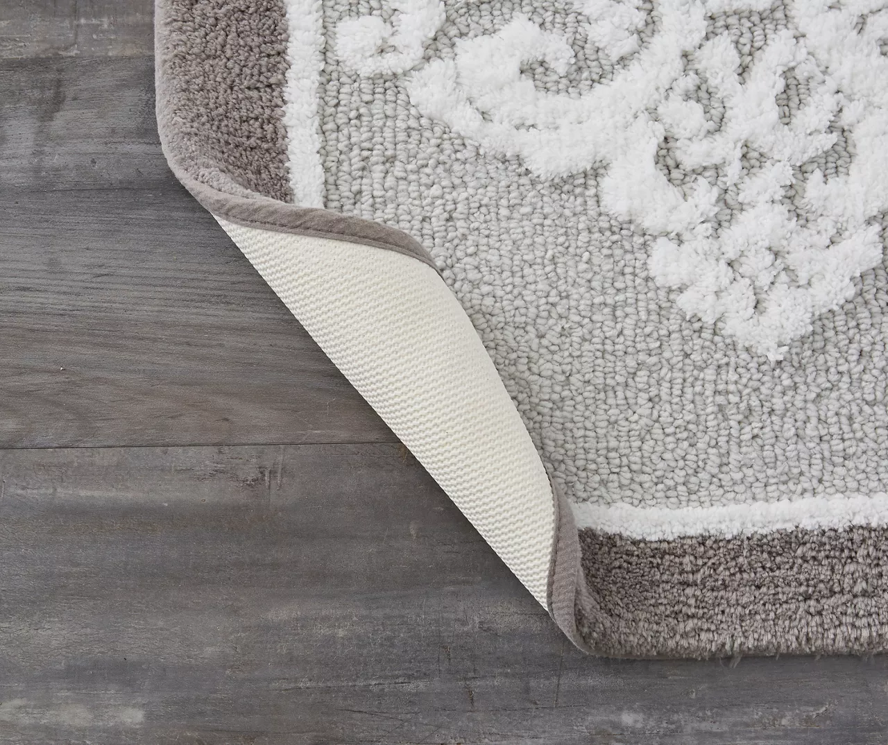 Mohawk Horizon Renaissance Medallion Bath Rug 18 Mohawk Horizon Renaissance Medallion Bath Rug - Image 16