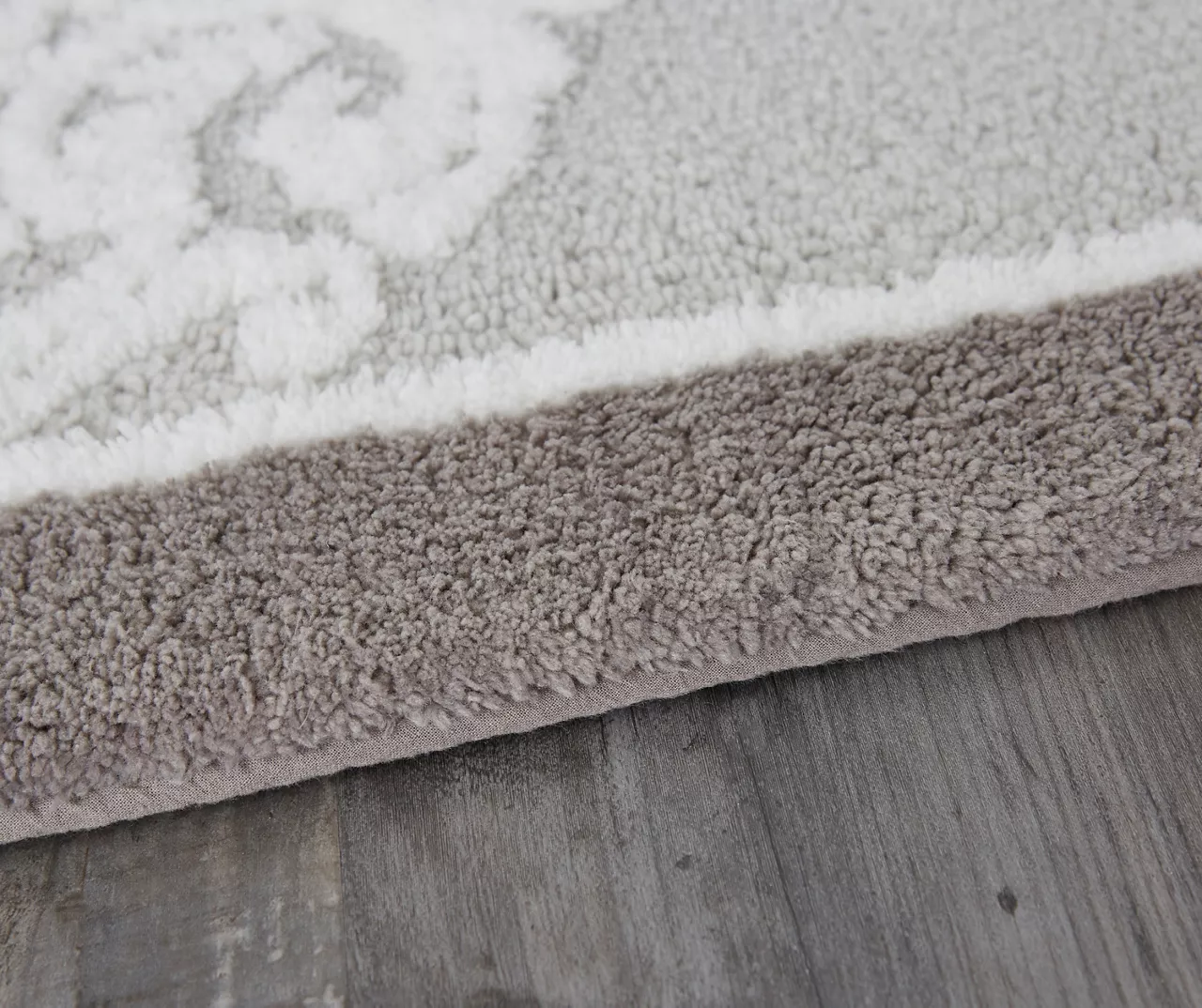 Mohawk Horizon Renaissance Medallion Bath Rug 19 Mohawk Horizon Renaissance Medallion Bath Rug - Image 17