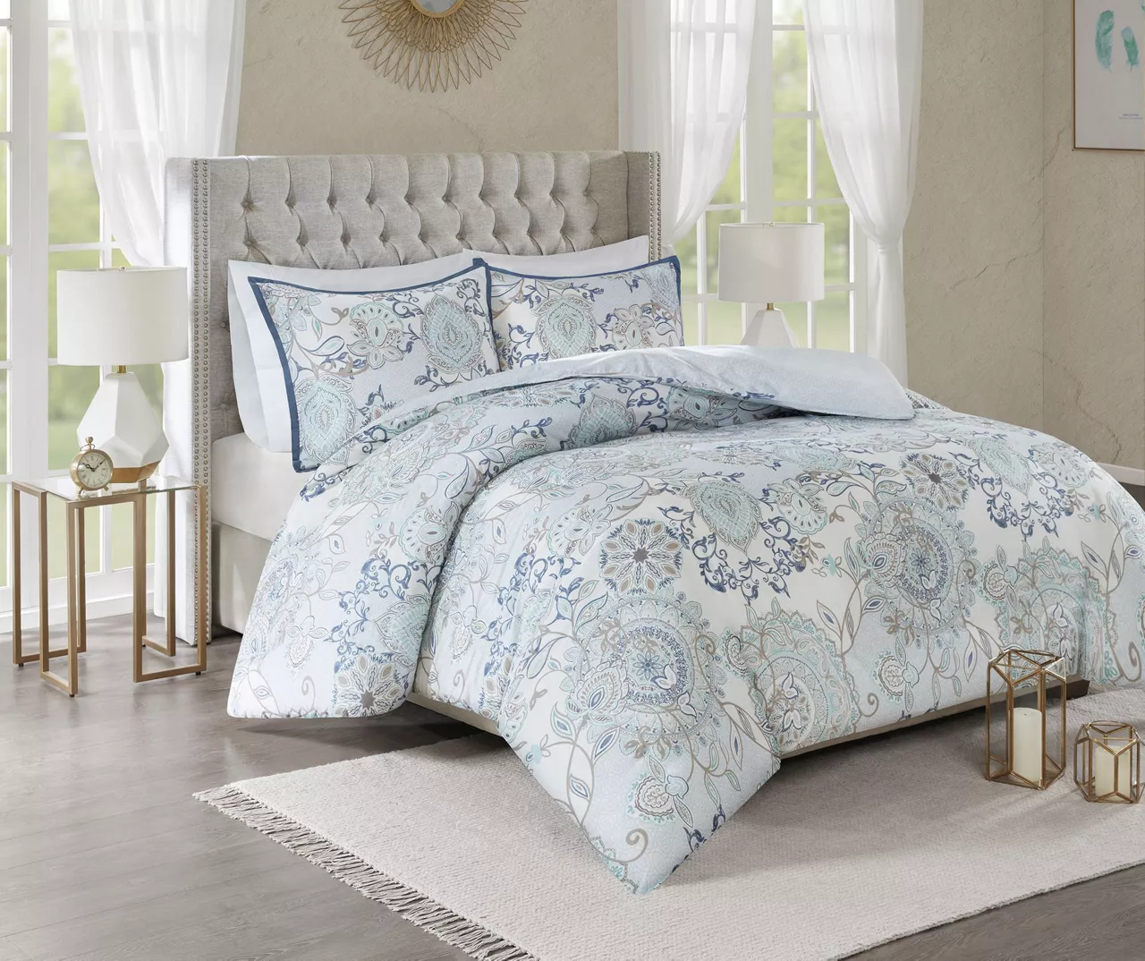 Lian Blue King/California King 3-Piece Reversible Duvet Cover Set 3 Lian Blue King/California King 3-Piece Reversible Duvet Cover Set