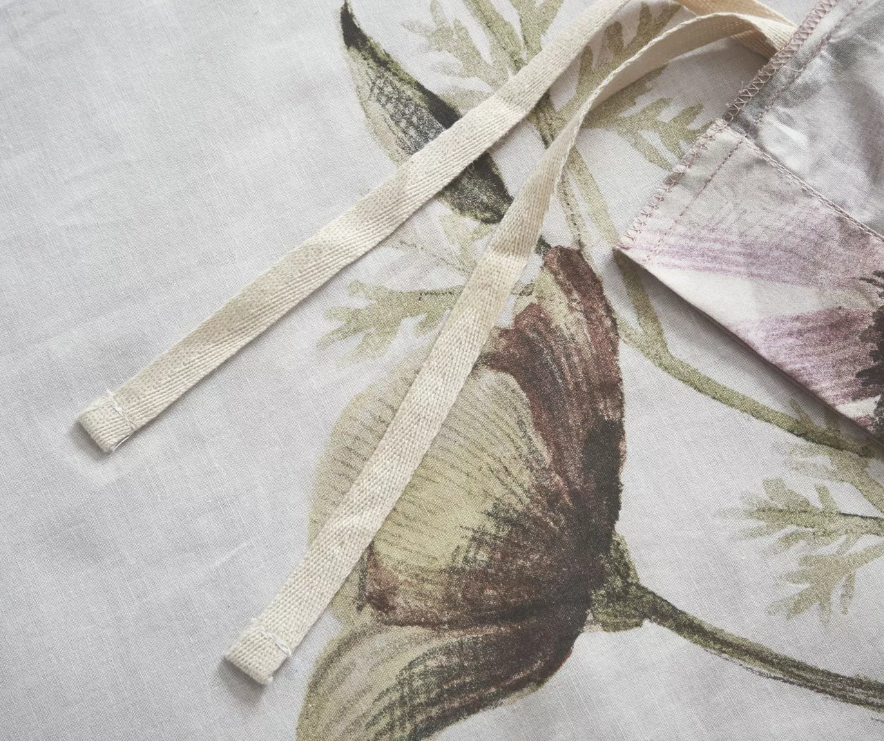 Maddy Blush Floral Duvet Cover Set 10 Maddy Blush Floral Duvet Cover Set - Image 8