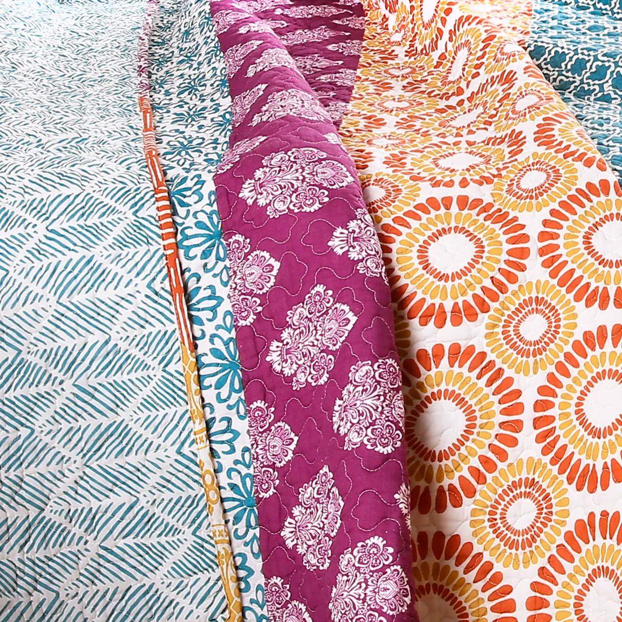 Fuchsia & Orange Bohemian Pattern Stripe Full/Queen 3-Piece Quilt Set 10 Fuchsia & Orange Bohemian Pattern Stripe Full/Queen 3-Piece Quilt Set - Image 8