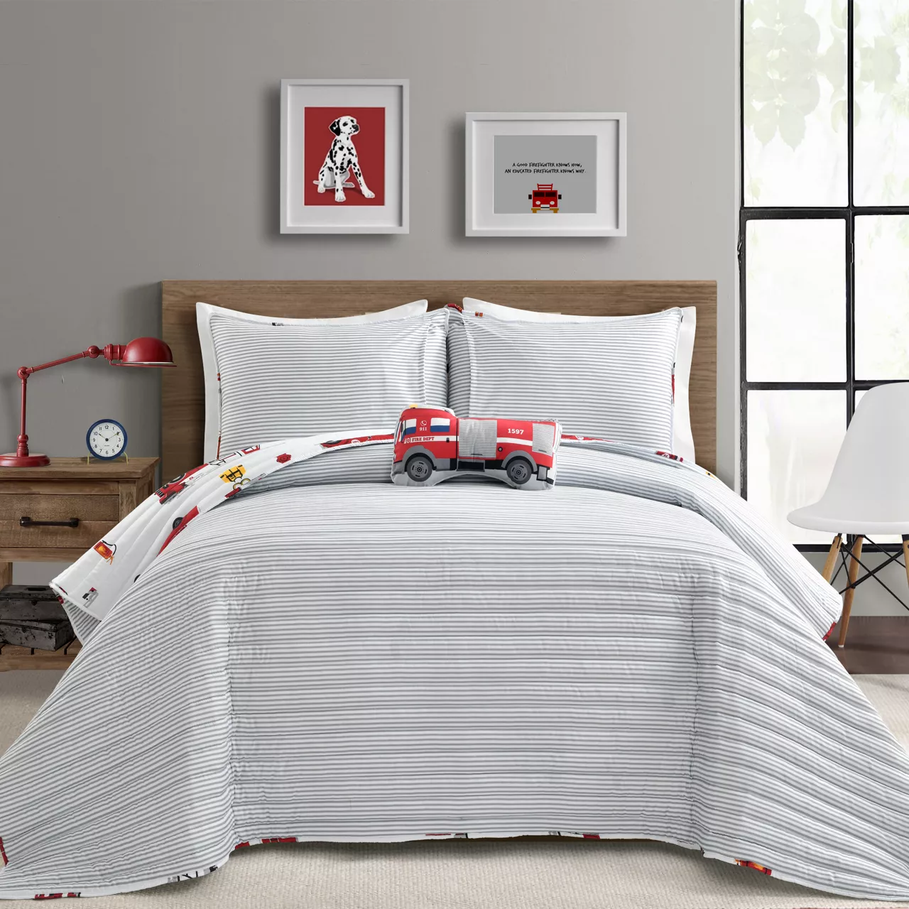 White & Red Fire Truck Twin 3-Piece Quilt Set 5 White & Red Fire Truck Twin 3-Piece Quilt Set - Image 3