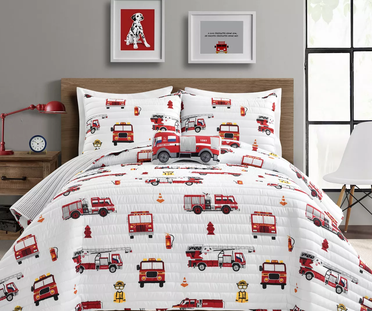 White & Red Fire Truck Twin 3-Piece Quilt Set 3 White & Red Fire Truck Twin 3-Piece Quilt Set