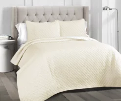 Ava Diamond-Quilted 3-Piece Quilt Set -Home Store 810553354 1