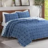 Erindale White & Blue Floral Paisley Reversible King 3-Piece Quilt Set -Home Store 810553399 1