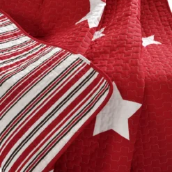 Red & White Stars Quilted Throw, (50" X 60") -Home Store 810553569 31