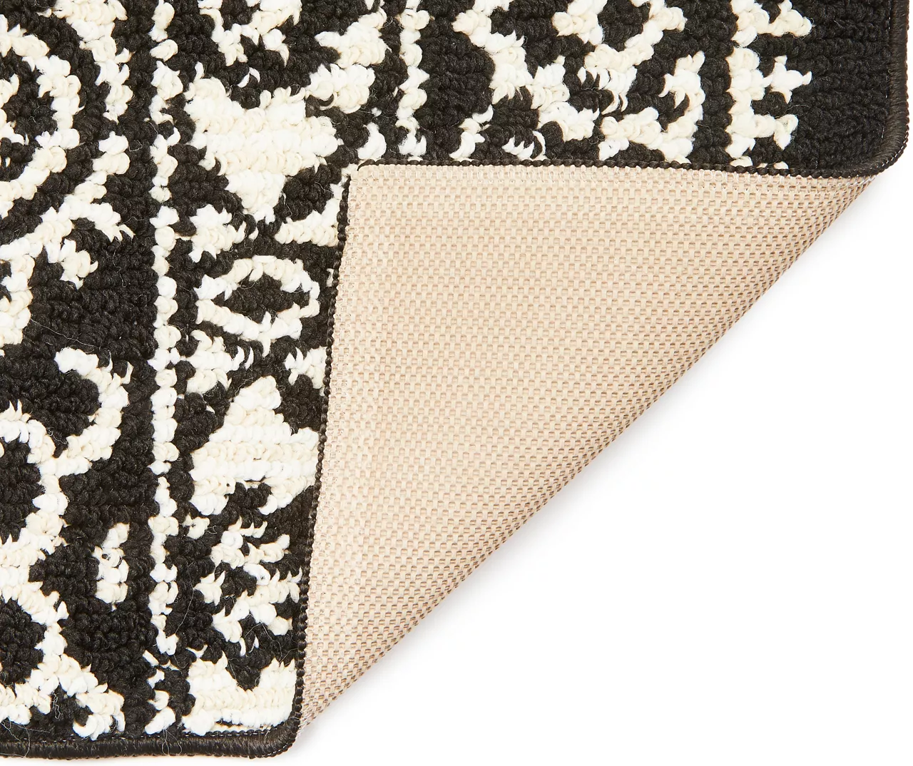 Broyhill Black & White Ornate Fascination Accent Rug 7 Broyhill Black & White Ornate Fascination Accent Rug - Image 5