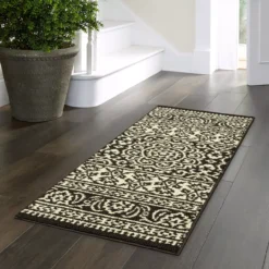 Broyhill Black & White Ornate Fascination Accent Rug 38 Broyhill Black & White Ornate Fascination Accent Rug -Home Store 810557659 11