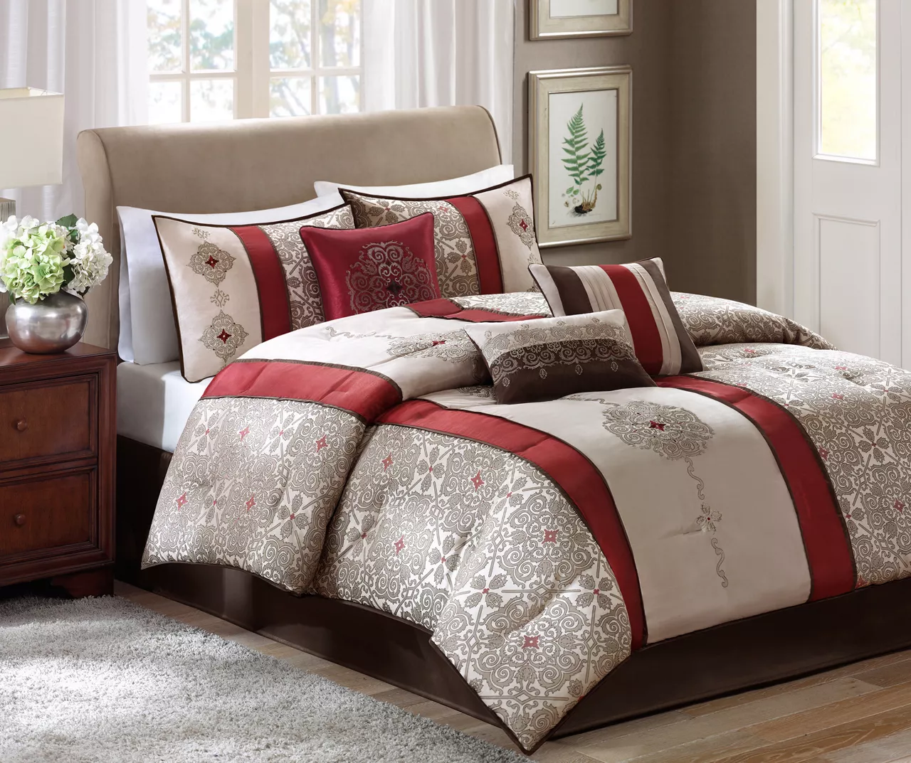 Perry Medallion Jaquard Comforter Set 5 Perry Medallion Jaquard Comforter Set - Image 3