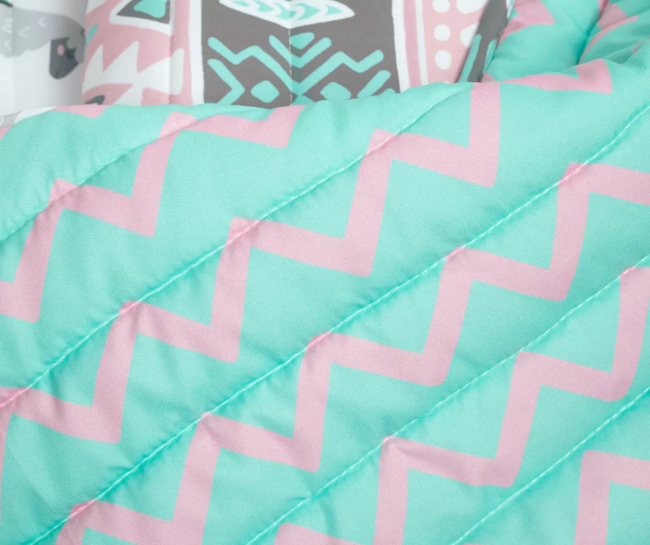 Pink & Aqua Boho Llama Reversible Twin 2-Piece Quilt Set 6 Pink & Aqua Boho Llama Reversible Twin 2-Piece Quilt Set - Image 4