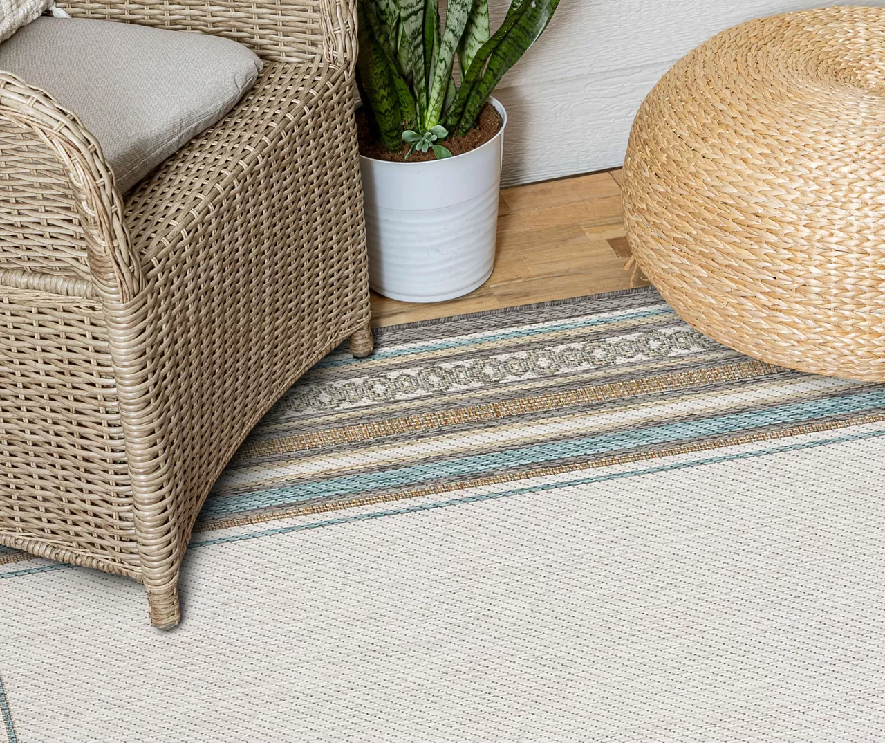 Panama Light Gray & Turquoise Geo-Bordered Outdoor Area Rug, (5' 3" X 7.5') 9 Panama Light Gray & Turquoise Geo-Bordered Outdoor Area Rug, (5' 3" X 7.5') - Image 7