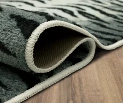 White & Black Tiger Print Area Rug, (4' X 6') -Home Store 810600853 A8 5