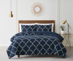 Casa Navy & White Embroidered Quatrefoil King 3-Piece Comforter Set